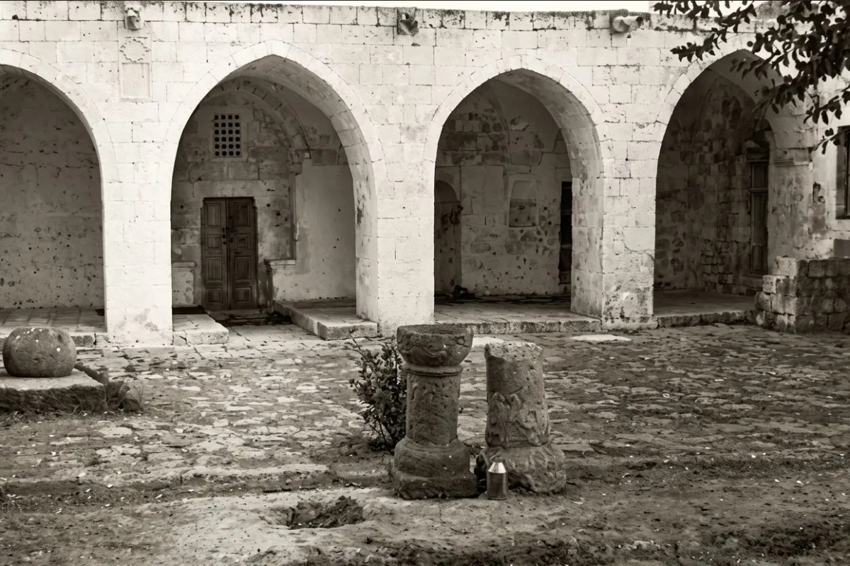 Şanlıurfa Ahırvan (Ahi Evran) Camii
